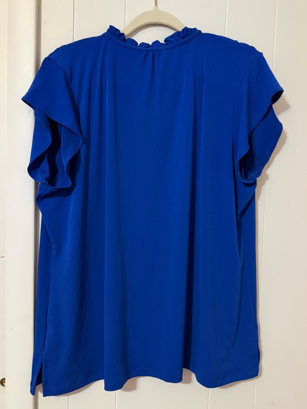 Liz Claiborne Royal Blue Smocked Yoke Flutter Sleeve Blouse - Picture 4 of 4